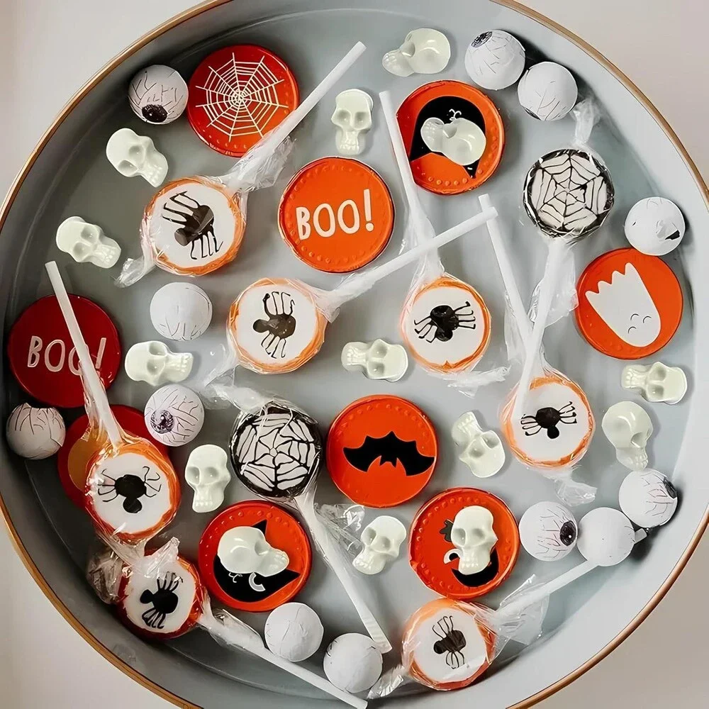 150 Pc Mini Resin Skulls Halloween Decor Spooky Party Props